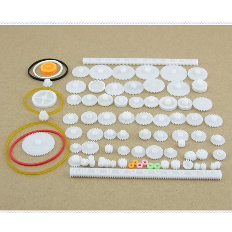 75 Piece Plastic Gear Set