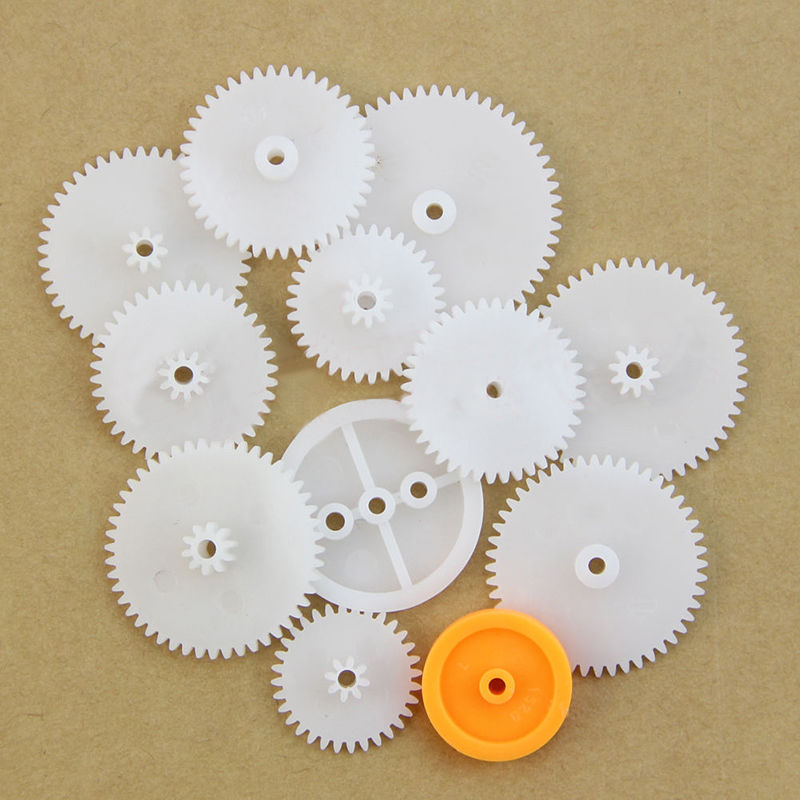 75 Piece Plastic Gear Set