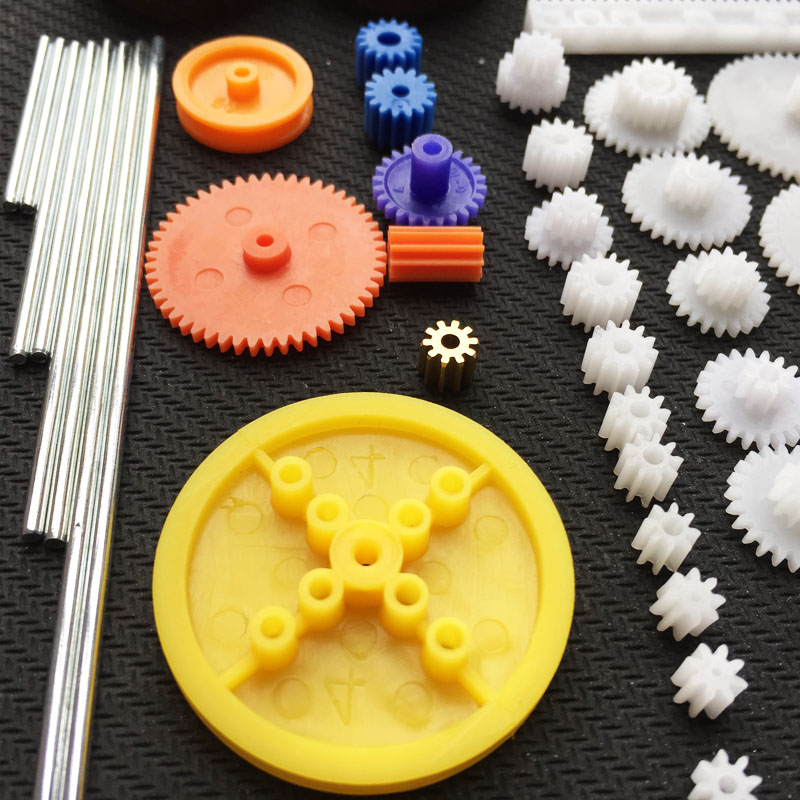 78 Piece Plastic Gear Set