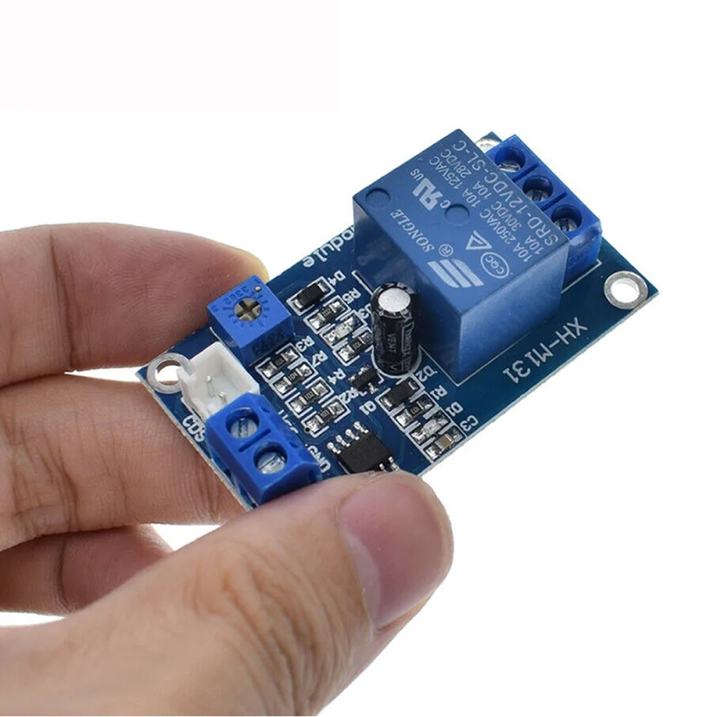 XH-M131 12V Ldr Light Controlled Relay