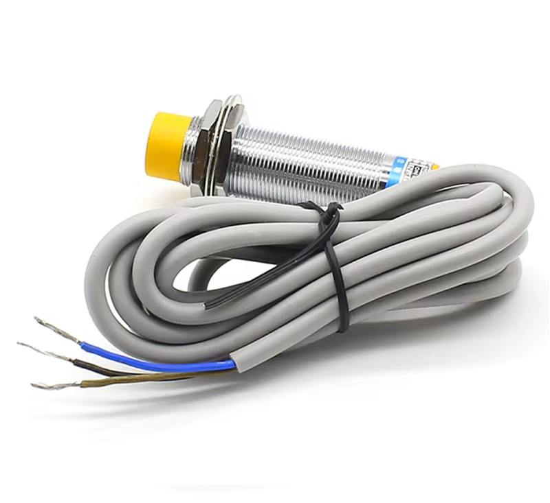 LJC18A3-H-Z/BY Capacitive Sensor Pnp No